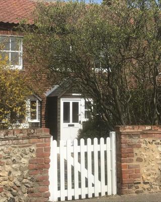 Lovely 3-Bed Cottage in Brancaster Staithe