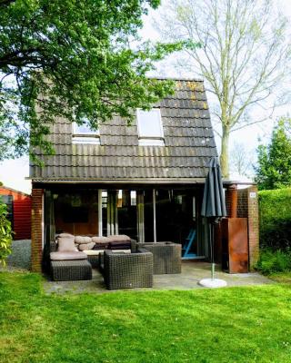 Oude-Tonge holiday house near fishing waters