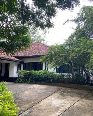 Clover Grange Home Stay