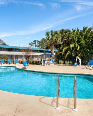 Baymont by Wyndham Daytona Beach - Intl Speedway