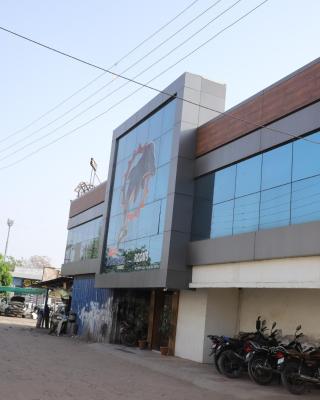 Hotel Dolphin Residency