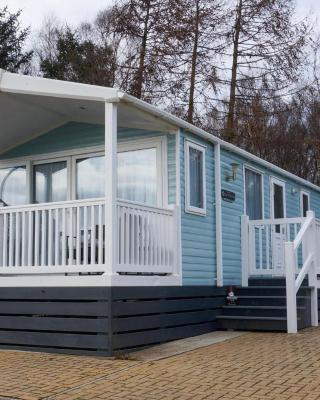 Silver Birch Retreat - Percy Woods Country Retreat With 18 HOLE FREE GOLF