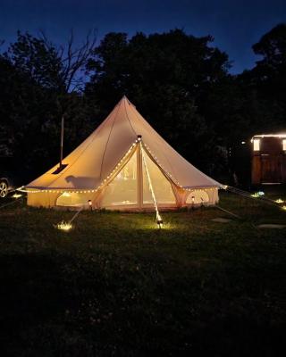 Quex Livery Glamping