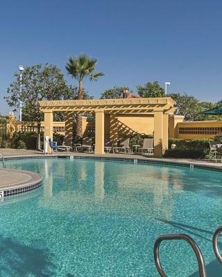 La Quinta Inn & Suites by Wyndham Ontario Airport