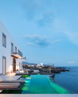 White Exclusive Suites & Villas