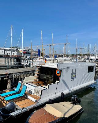 Hausboot mit Traumlage in Travemünde