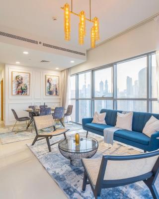 Spacious Art Deco Apt with Burj & Canal Views