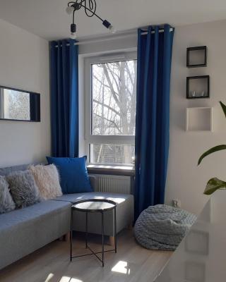 Komfortowy apartament z balkonem i parkingiem