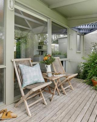 Apollo Bay Beach Bungalow - Couples Retreat