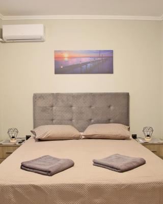 Comfortable apartment near Athens Airport!!