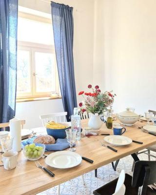 VILLA FOLLEMIRA - kitchen - garden - bike storage