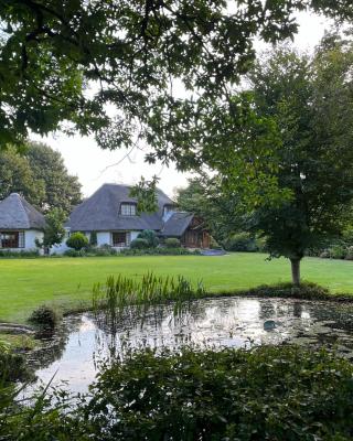 Maylodge Country Cottages