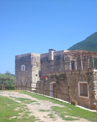 Agriturismo LE CASE ROTTE