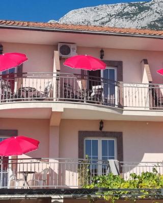 Apartmani Five