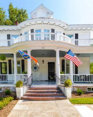 The Edenton Collection-Captain's Quarters Inn