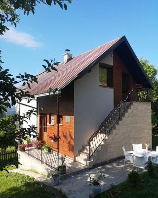 Seoska kuća Jela