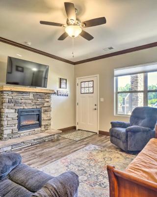 Cozy Townsend Condo, Resort-Style Amenities!