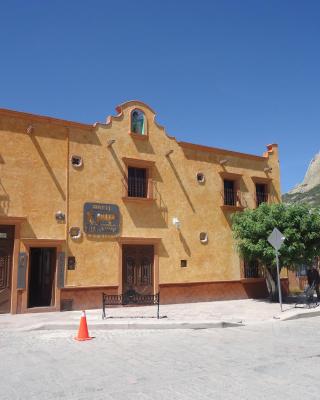 Hotel San Isidro