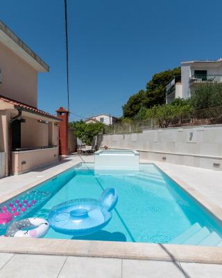 Apartment Villa Lavandula - Swimming pool view