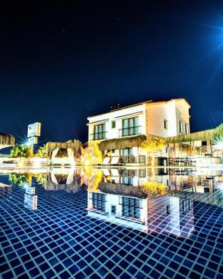 Albeon Luxury Hotel - Alacatı