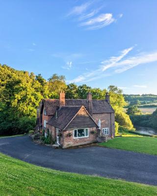 Worralls Grove Guest Farm House