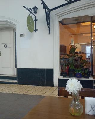 Casa flora Bed and Breakfast