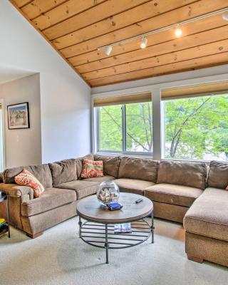 Cozy Lincoln Condo about 1 Mi to Loon Mountain!