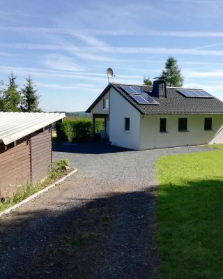 Ferienhaus mit Ausblick