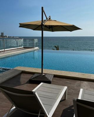 Luxury condo en Malecón, Alberca Infinity & Jacuzzi