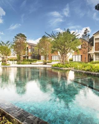 Saksiam Lakeside Resort