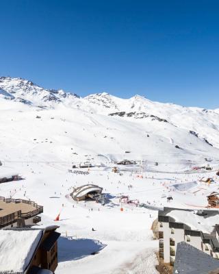 Apartment Les Trois Vallées-1 by Interhome