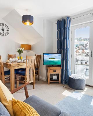 A modern and cosy apartment just yards from Brixham’s bustling harbourside