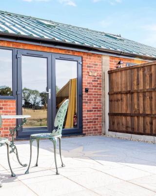 Muntjac View, Beechcroft Barns, Cawston, Norfolk