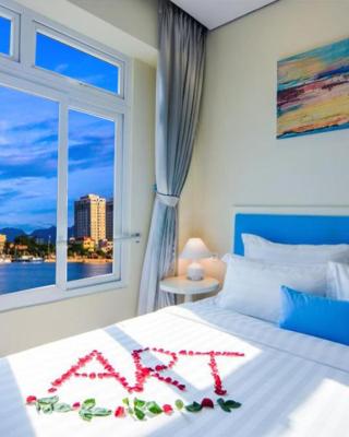 Palmier Hotel - Art House Da Nang