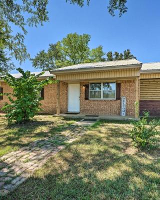 Broken Bow Vacation Rental with Private Hot Tub!