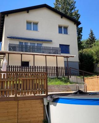 Apartment in Mauerbach near Vienna with Swimming Pool