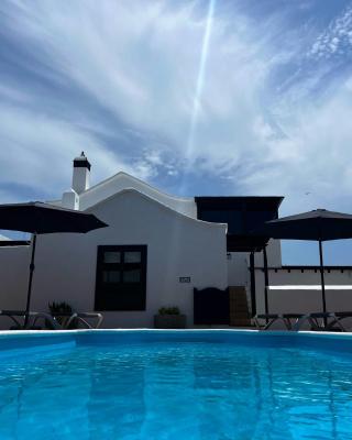 Nazaret Villa with heated pool