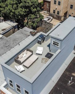 Trendy Fairmount Gem-5 star Location, Roof Deck, PARKING, GR8 for FAMILIES