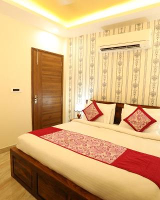 Hotel Lavit Couple Friendly near Faridabad Metro station