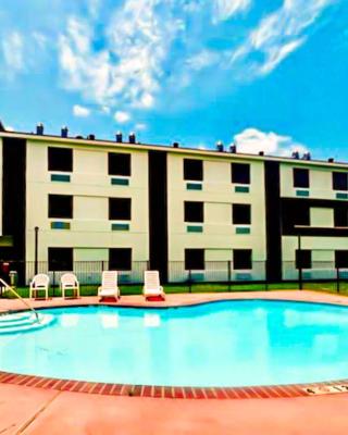 Quality Inn & Suites Lake Charles