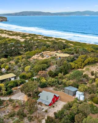 'Little Secret' Charming Clifton Beach Sanctuary