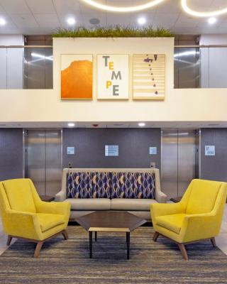 Holiday Inn Express & Suites Phoenix - Tempe, an IHG Hotel