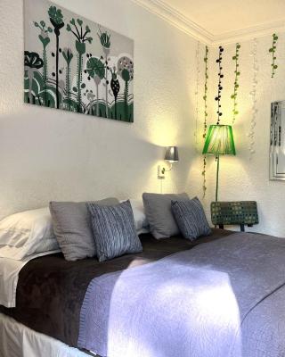 Distrito Condesa Rooms and Studios