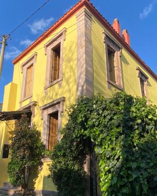 Stone House with Garden in Cunda/Ayvalik