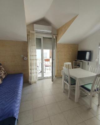Lovely one bedroom apartment in heart of Budva