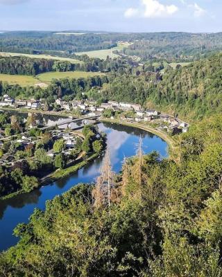 Gîte: À la courbe du fleuve