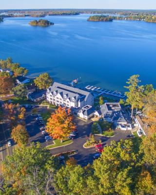 Bay Pointe Inn