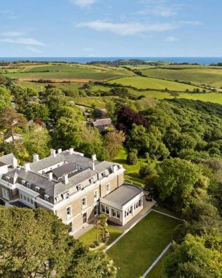 Trenython Manor Resort