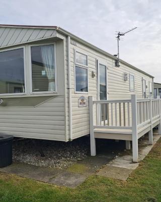 8 berth central heated on Coral Beach ABI CB