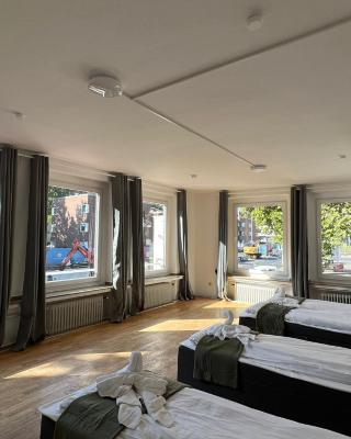 Shared Apartment at Heumarkt, City Center